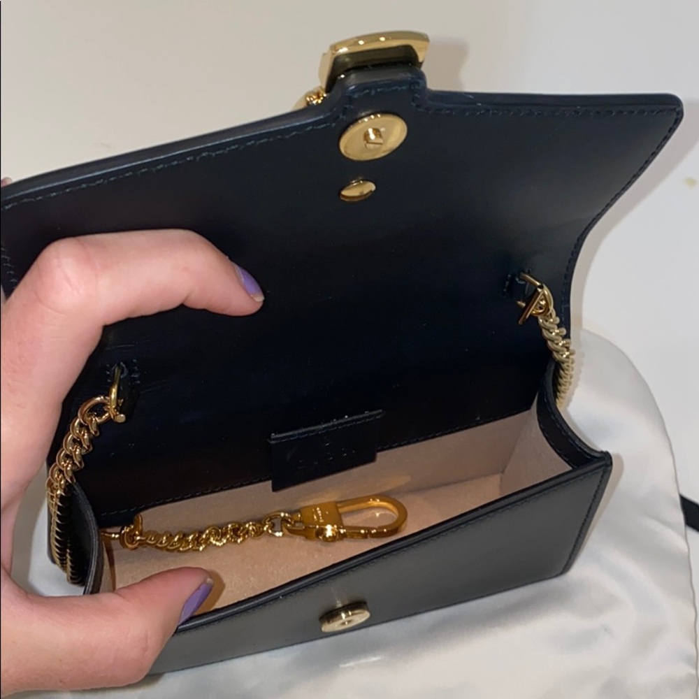 ❌SOLD❌Gucci - Sylvie leather super mini bag - Picture 8 of 10